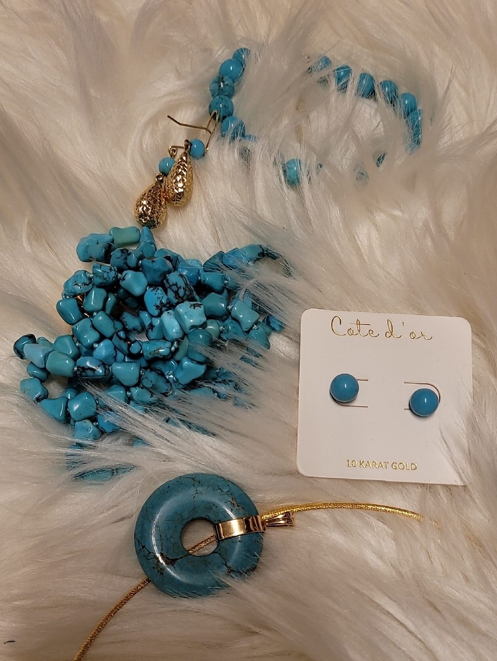 14k Vintage Gold Teardrop & Turquoise Bead Dangle Earrings - Women Jewelry - Picture 4 of 4
